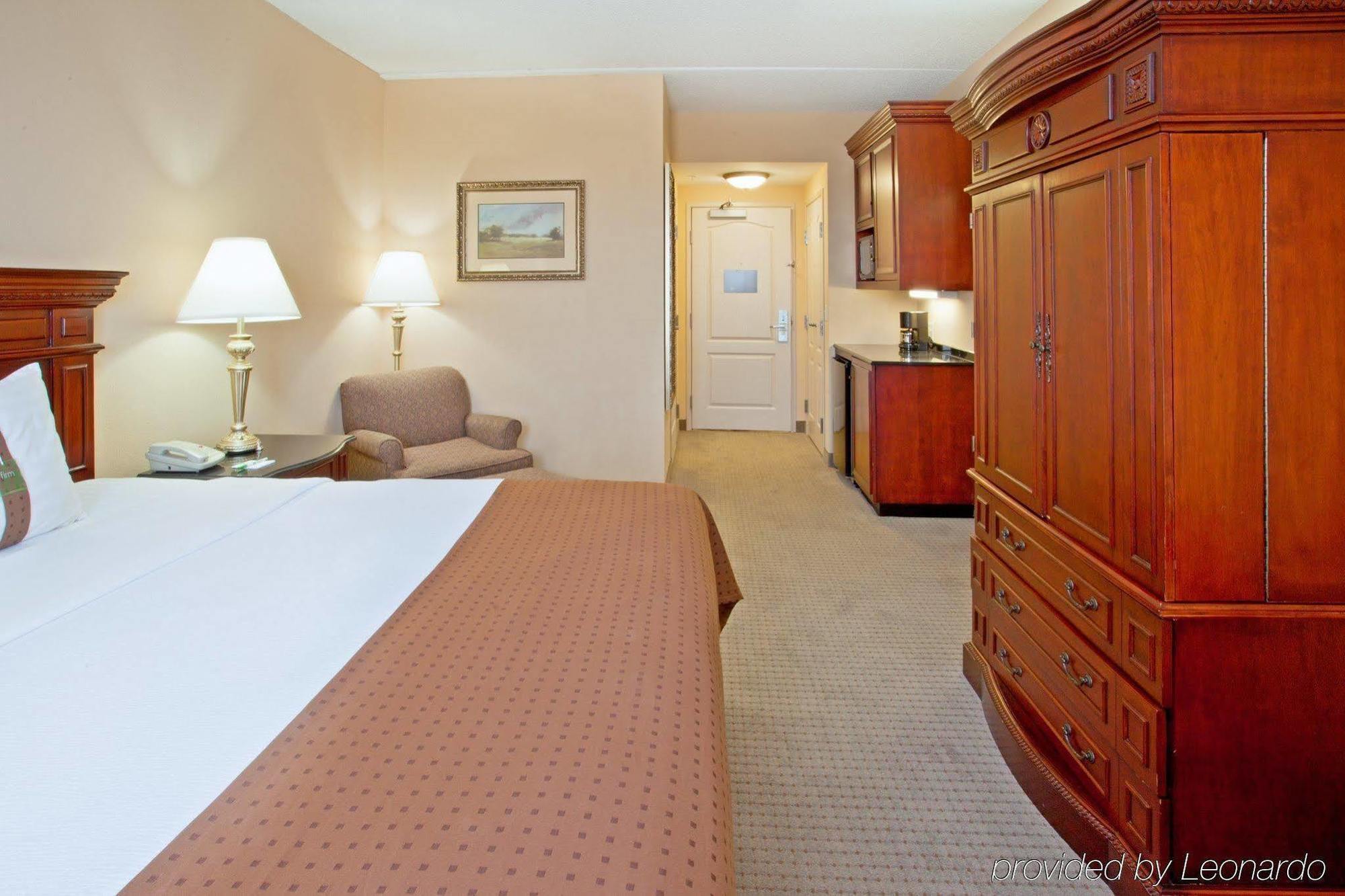 Holiday Inn & Suites College Station-Aggieland By Ihg Exterior foto
